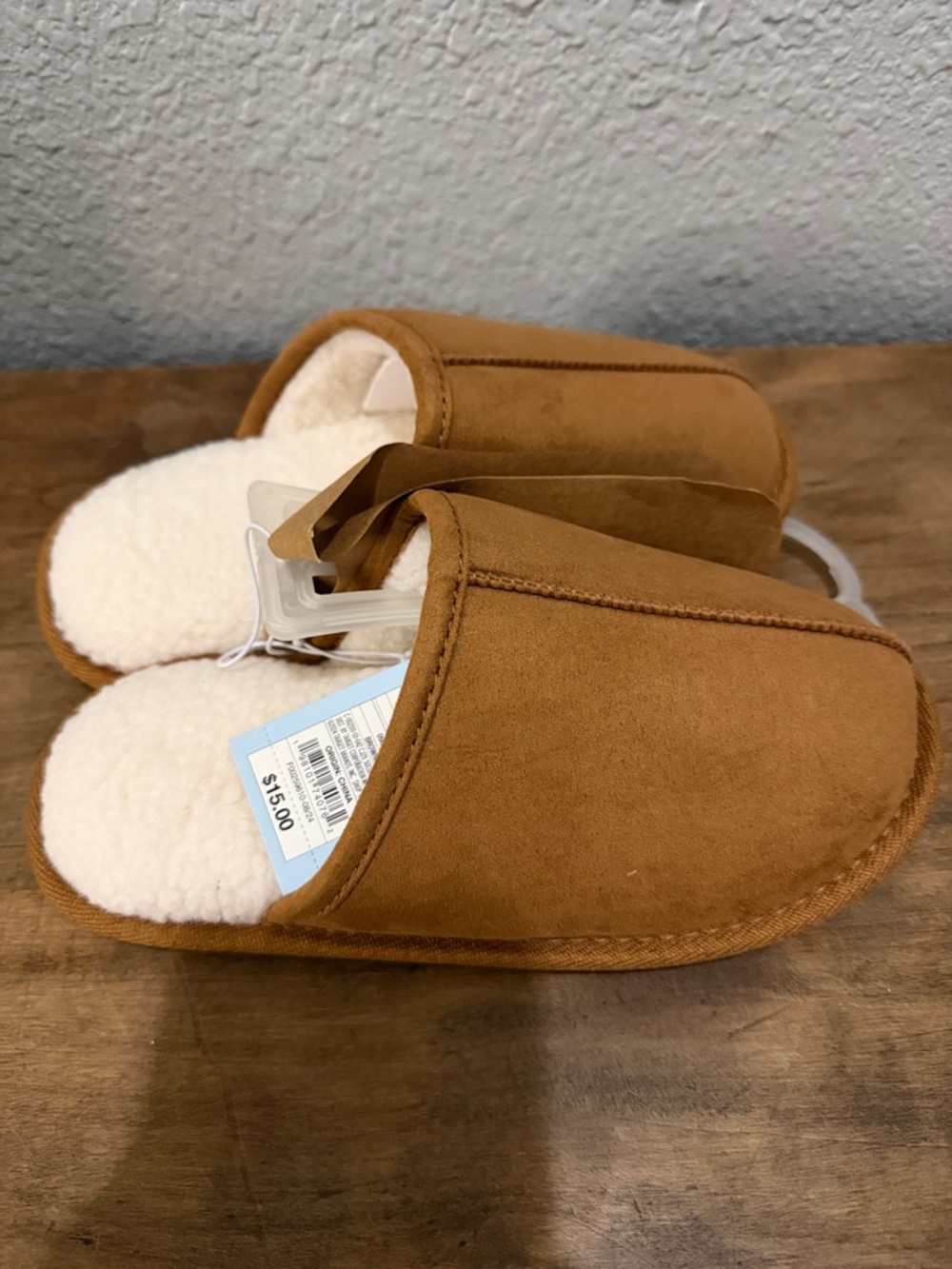 Cat &Jack Cozy Faux Suede Shearling Lined Slippers - Camel size 2/3